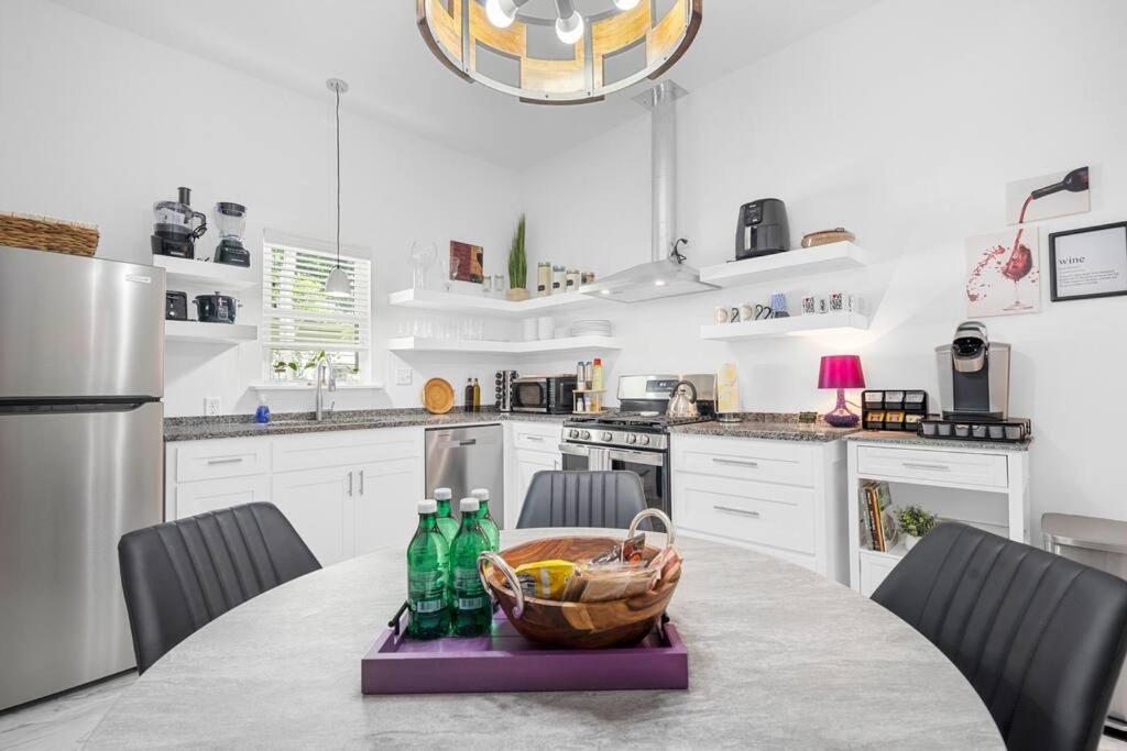 Vineyard Cottage-Pet Friendly & Walk To Oaklawn! 핫스프링스 외부 사진