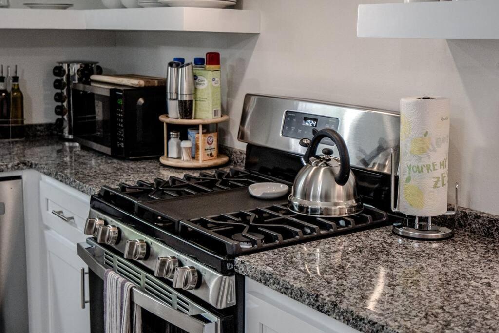 Vineyard Cottage-Pet Friendly & Walk To Oaklawn! 핫스프링스 외부 사진